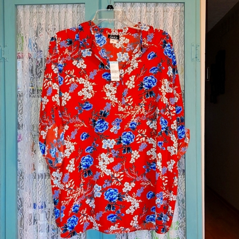 NWT 🌷FLORAL Blouse 1X Long sleeve Reddish orange floral So vibrant! 😎